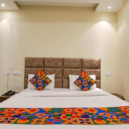 Fabhotel Prism Grand Zirakpur エクステリア 写真