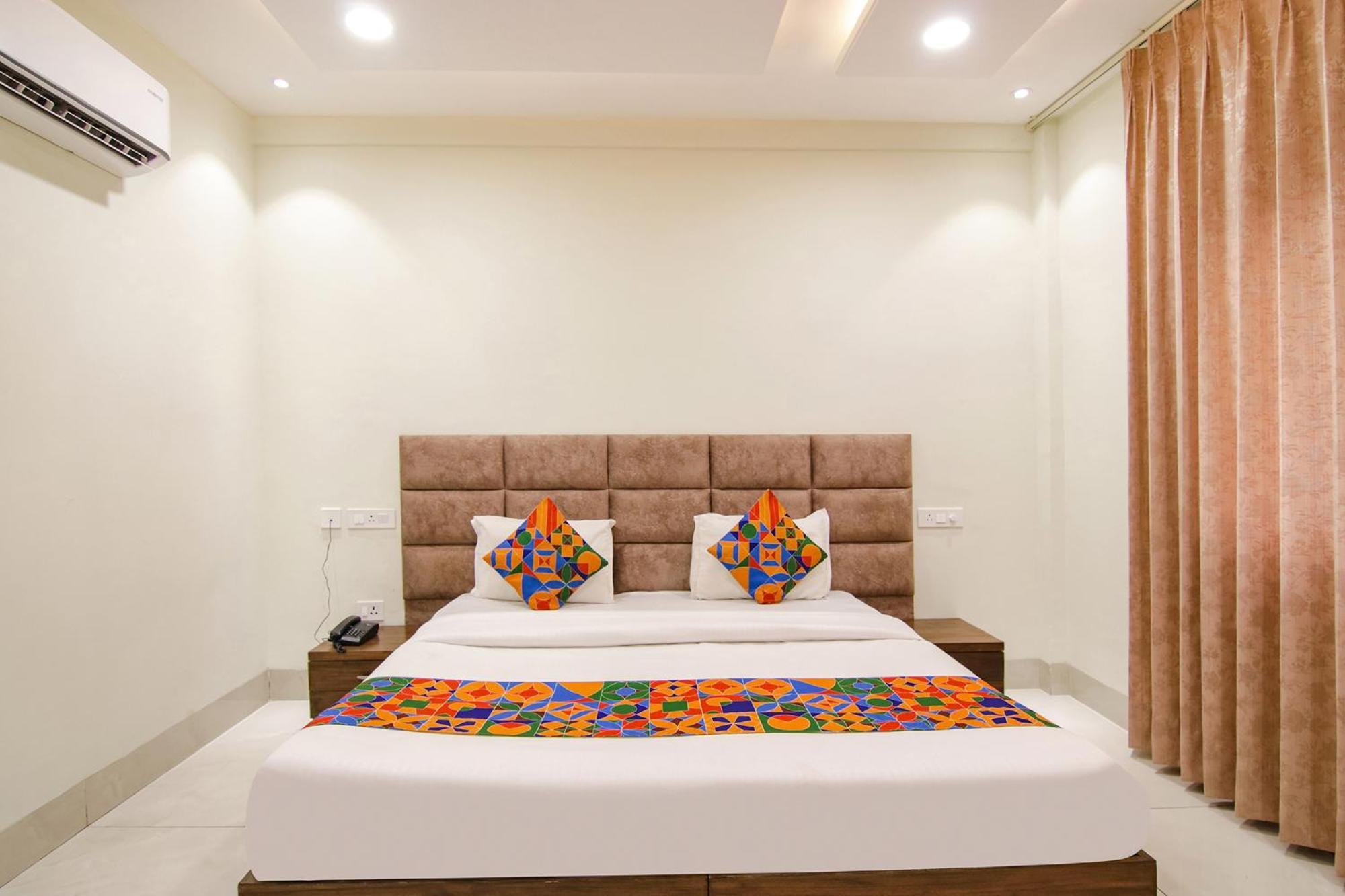 Fabhotel Prism Grand Zirakpur エクステリア 写真