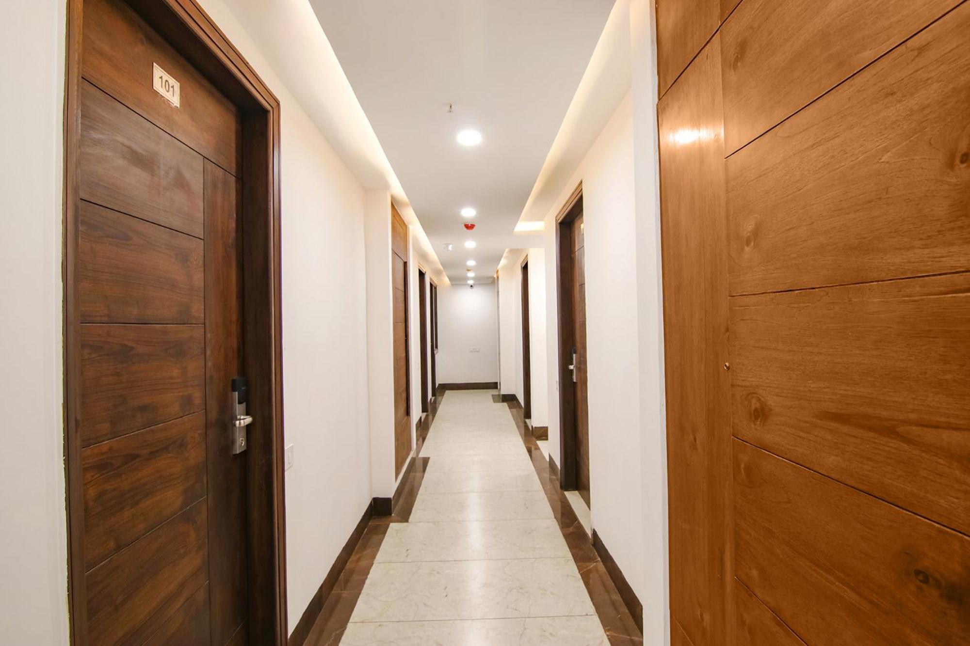 Fabhotel Prism Grand Zirakpur エクステリア 写真