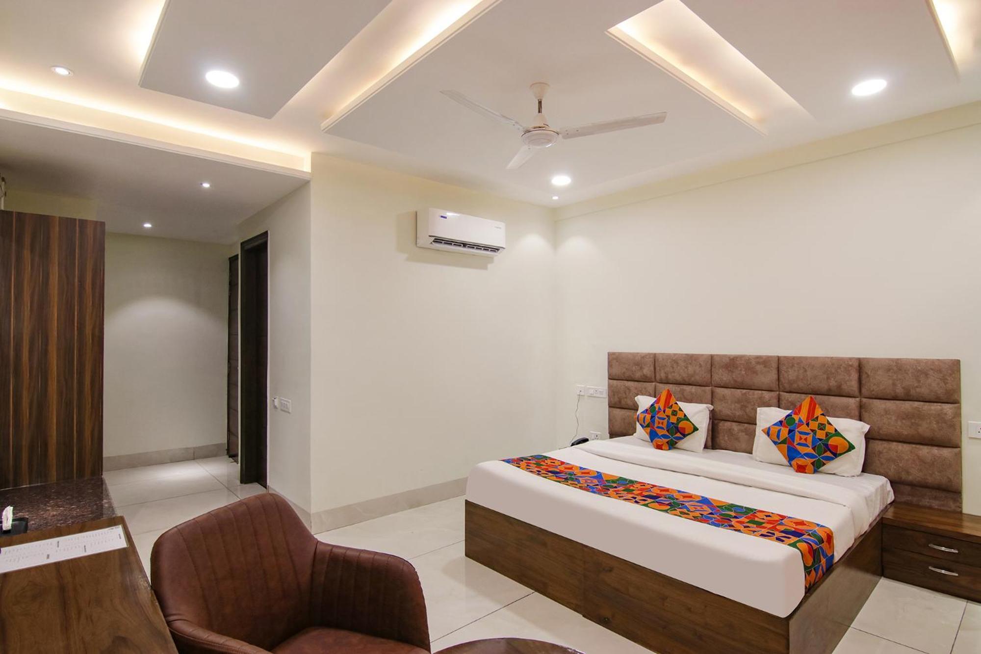Fabhotel Prism Grand Zirakpur エクステリア 写真